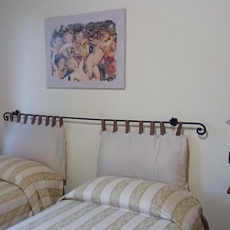ウルバーニア Agriturismo Valpietro Bed & Breakfast エクステリア 写真